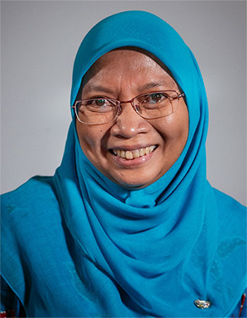 Dr Suci Wulandari