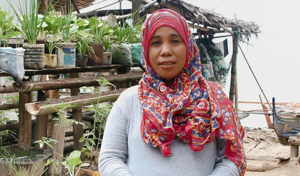 Amsia Impang from Zamboanga Sibugay says that the LIFE approach helped their farmer organisation become a model farmer association and has won awards from the local government because of improvement and performance.