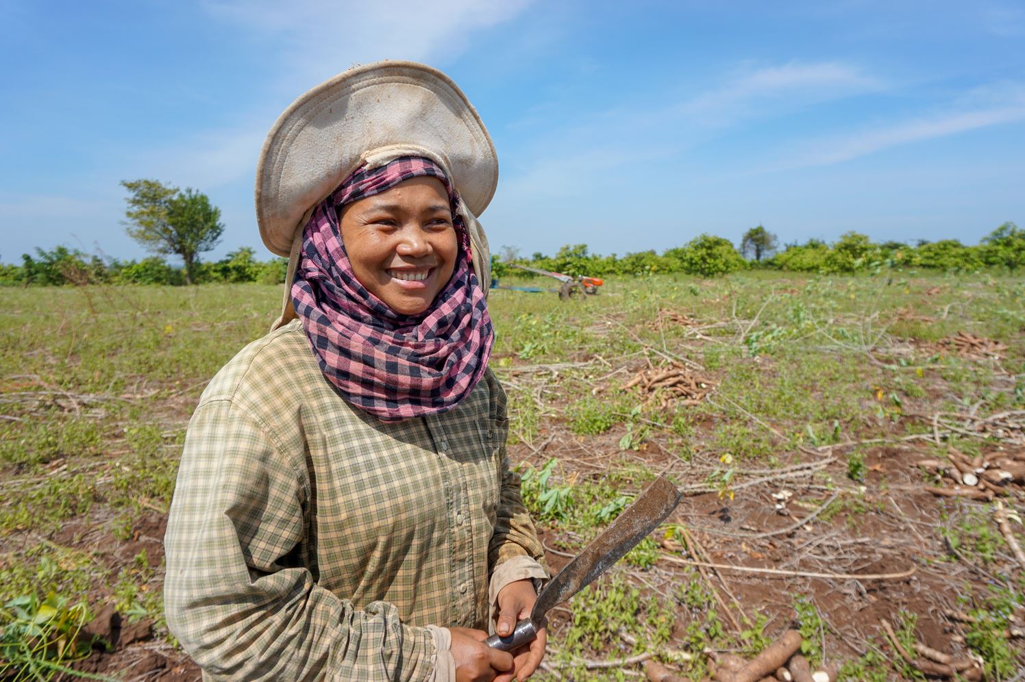 Pou Chanthea is a cassava farmer in Tboung Khmum province in central Cambodia. Her and her family are heavily affected by the plant diseases sweeping through Cambodia's cassava plantations.
