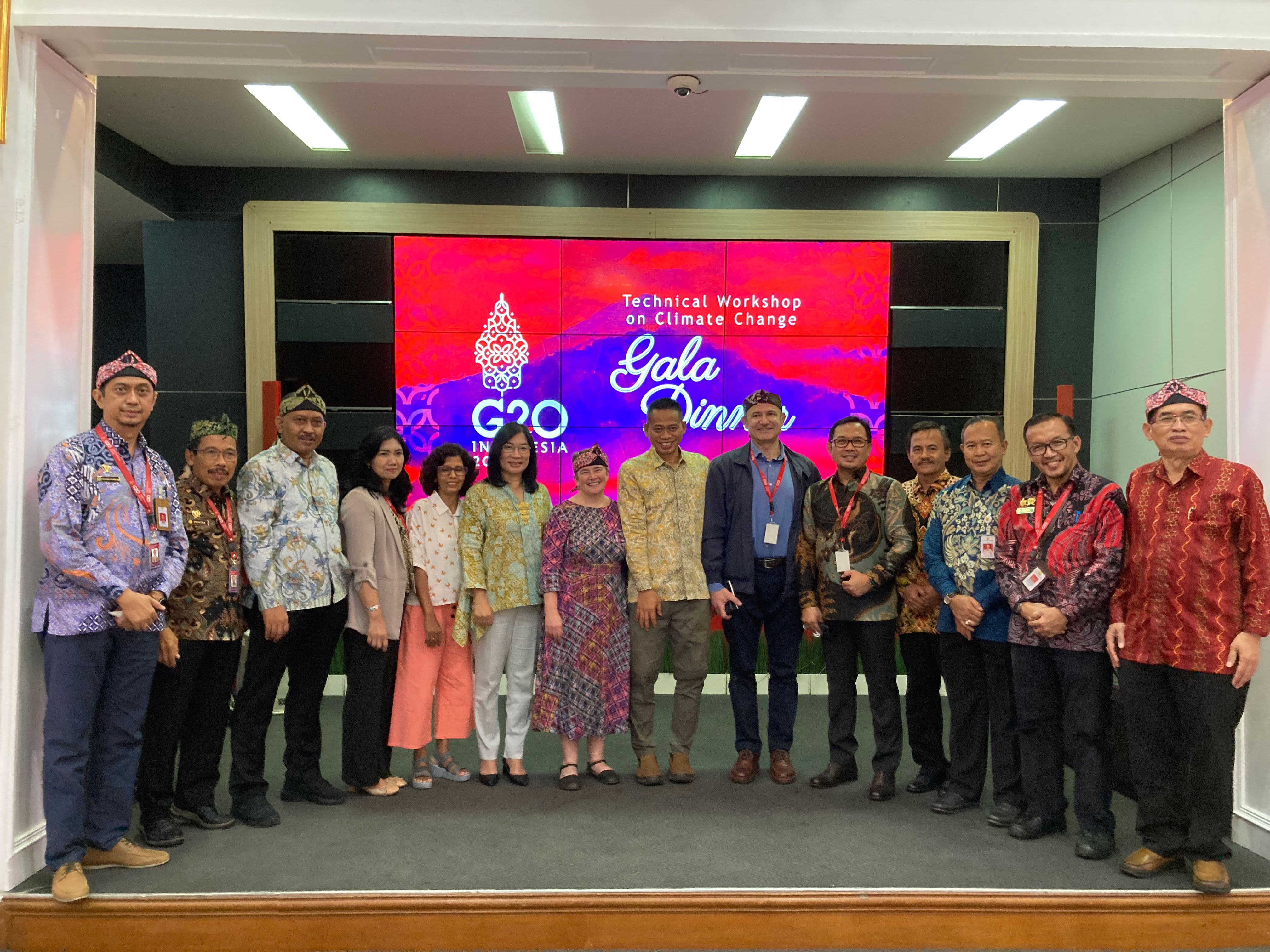 Attendees at the G20 meeting of agricultural scientists standing in a group