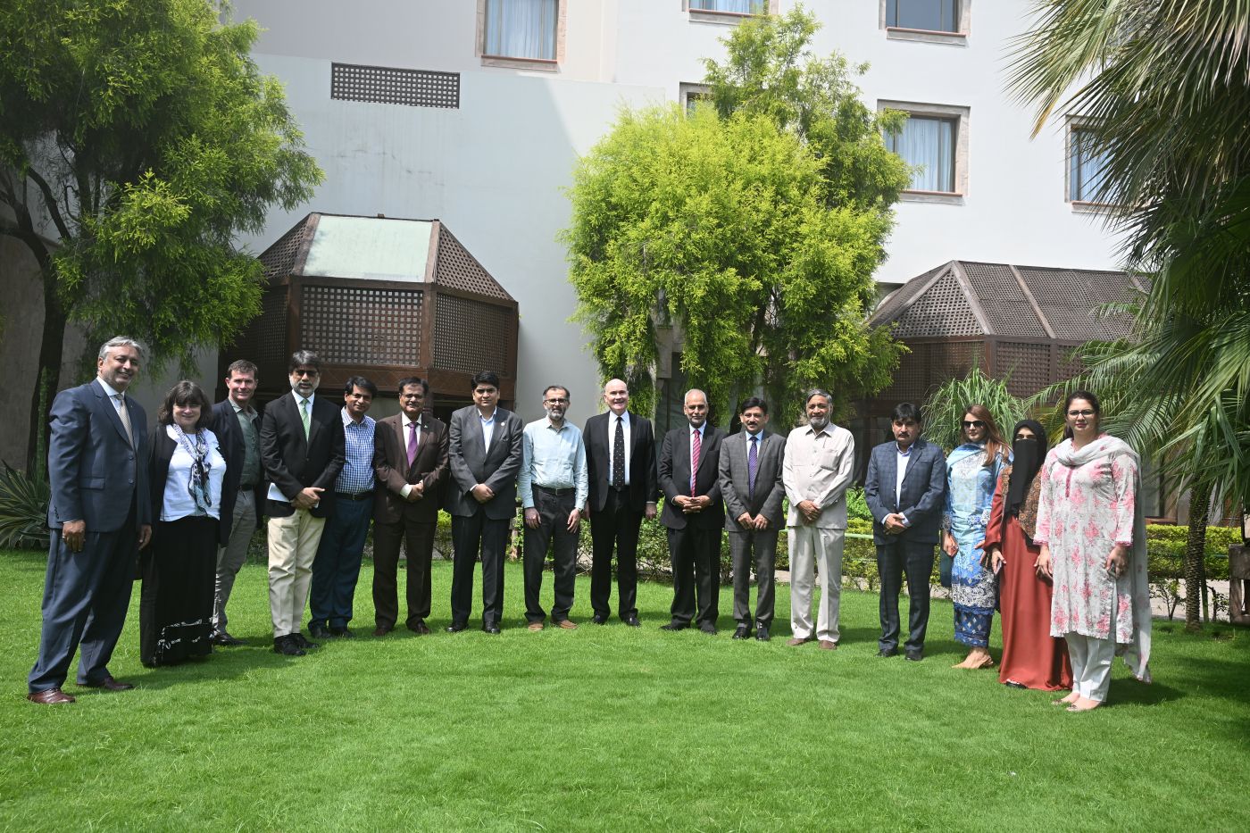 Senior representatives from Pakistan's federal and provincial government agencies, research organisations, universities, the Australian High Commission and ACIAR