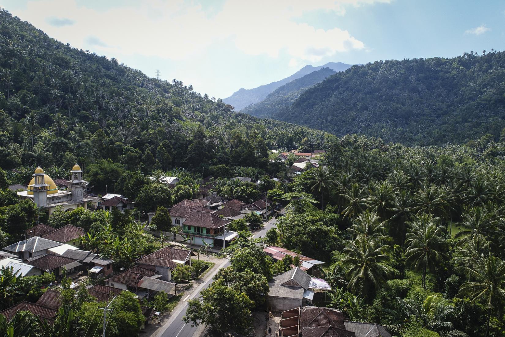 A view over a small town in central lombok, Indonesia. Photo: Conor Ashleigh/ACIAR