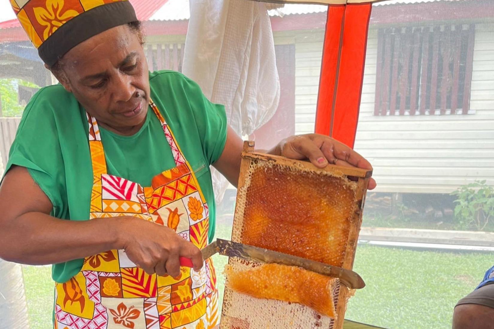 Honey harvest in the Pacific 