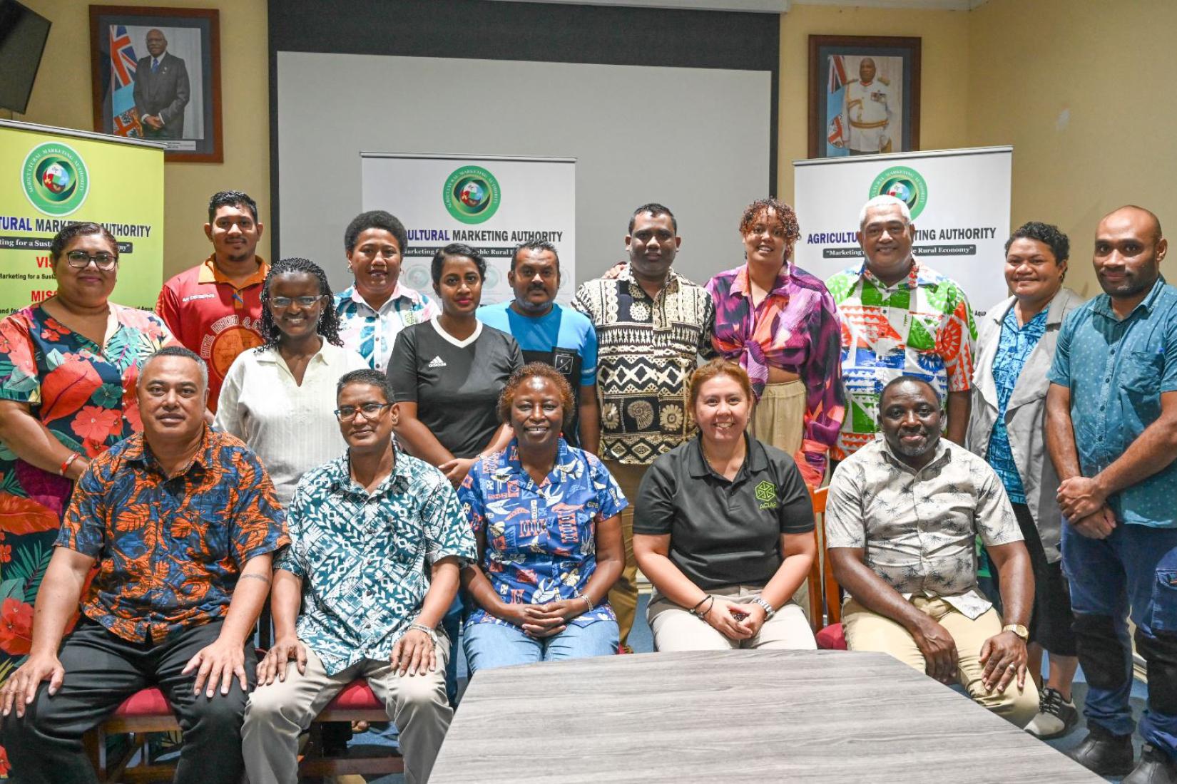 Staff from icipe and ACIAR meeting with local researchers during the delegation's visit to the Pacific 